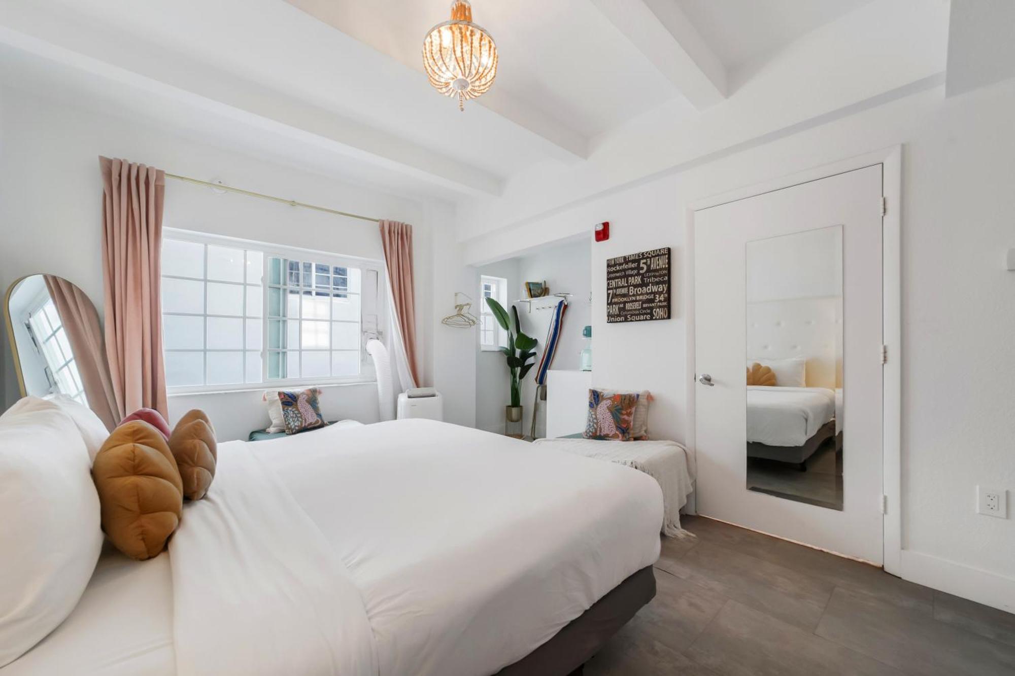 Ocean Spray Hotel Miami Beach Buitenkant foto