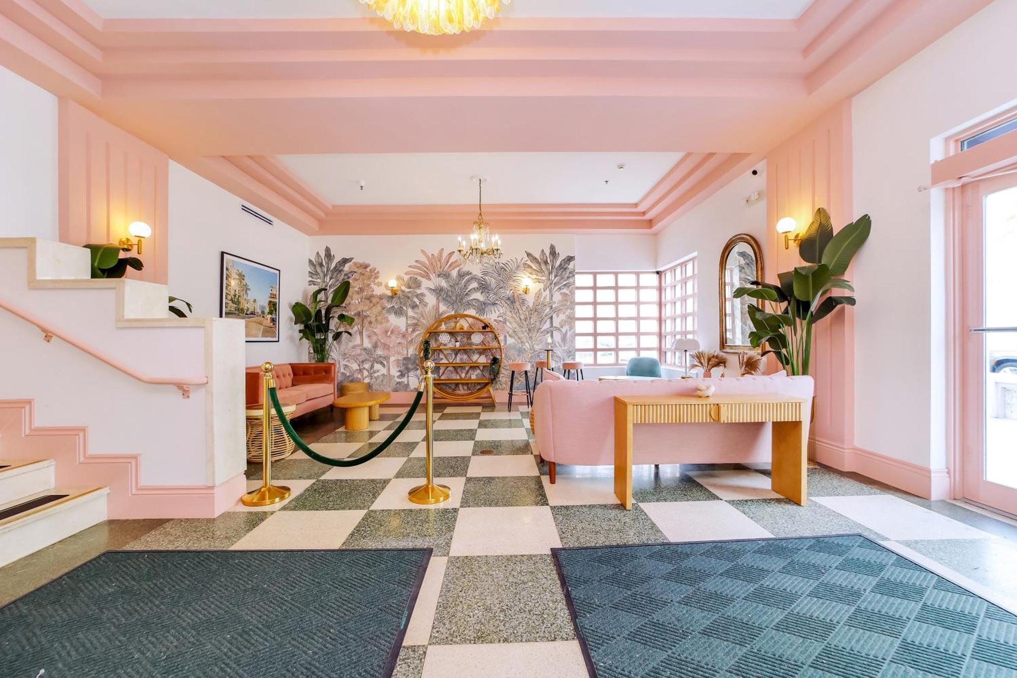 Ocean Spray Hotel Miami Beach Buitenkant foto